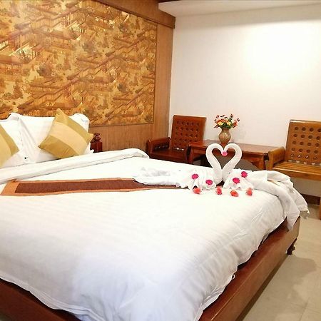 Boutique Hotel Pattaya Buitenkant foto