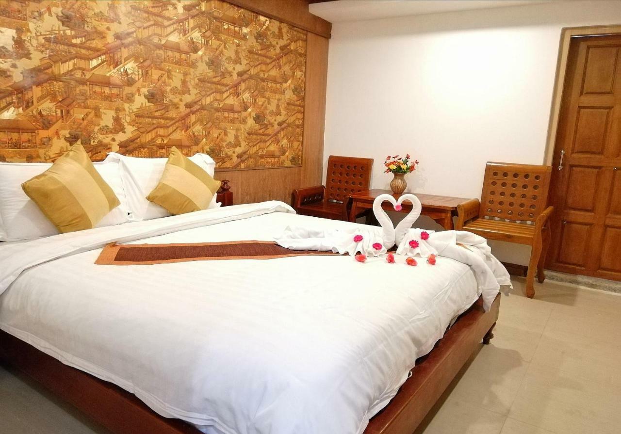 Boutique Hotel Pattaya Buitenkant foto